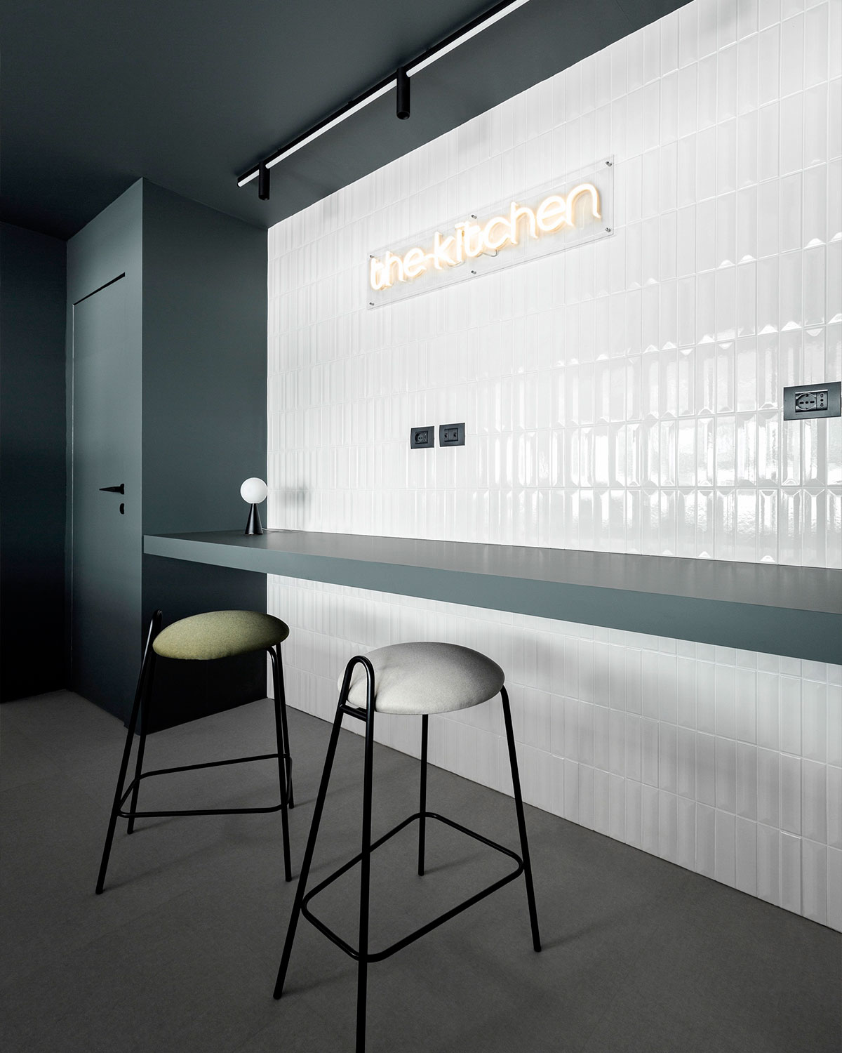 dnd_landing_fitout_gallery_a07