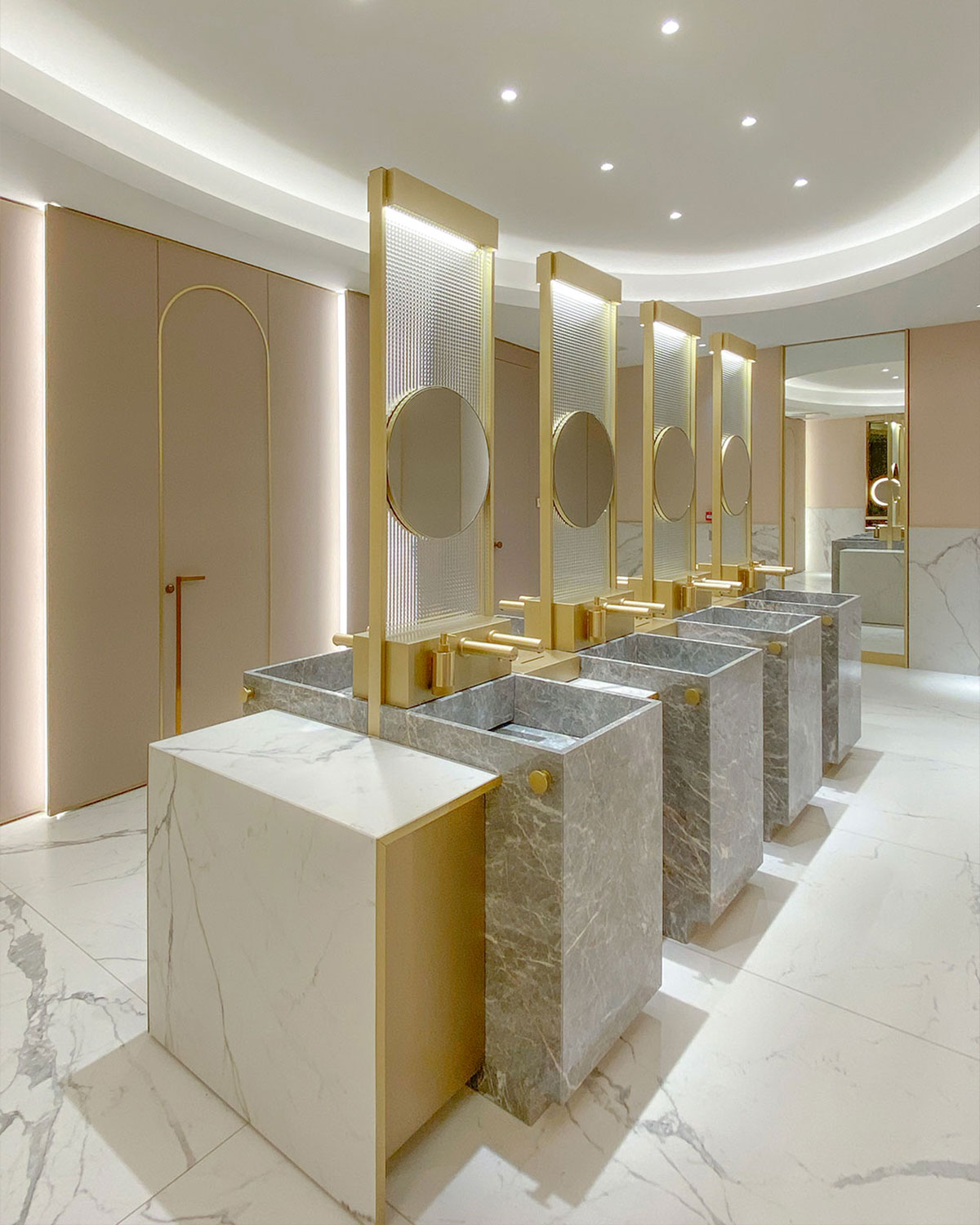 dnd_landing_fitout_gallery_b01