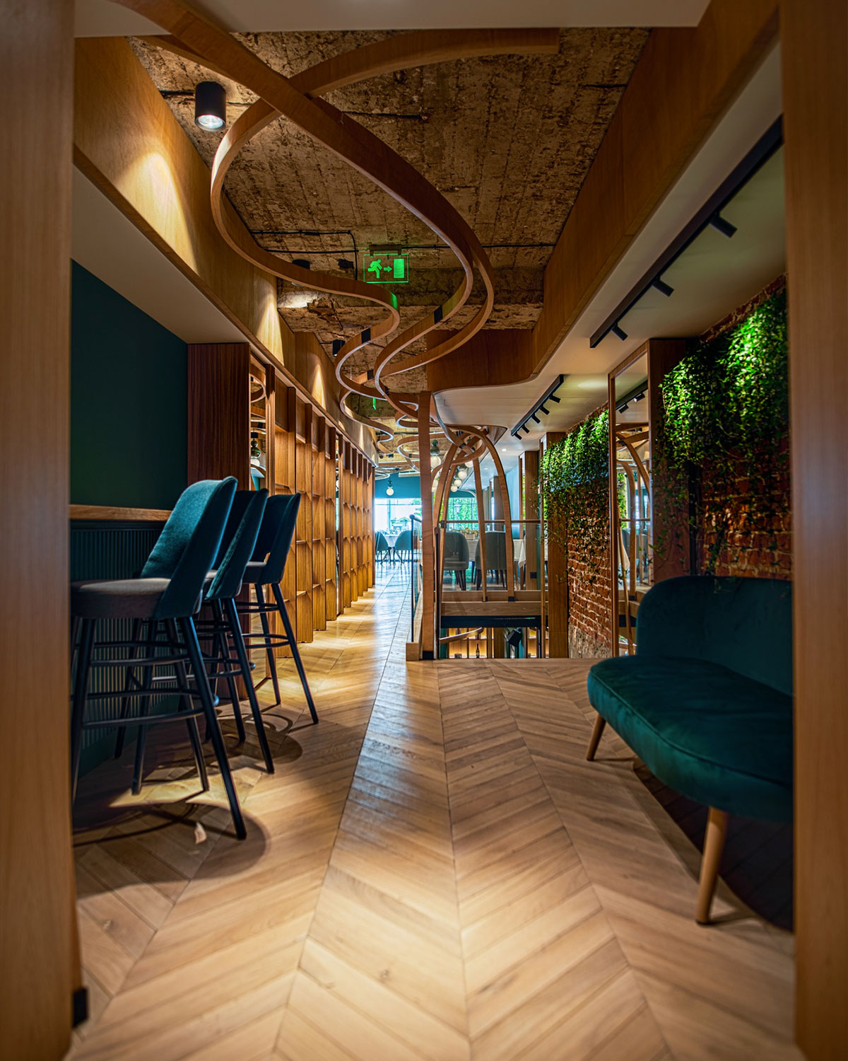 dnd_landing_fitout_gallery_b04