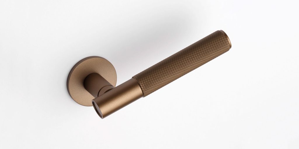 Blend AG: un nuovo decoro impreziosisce la maniglia firmata 967arch - news image