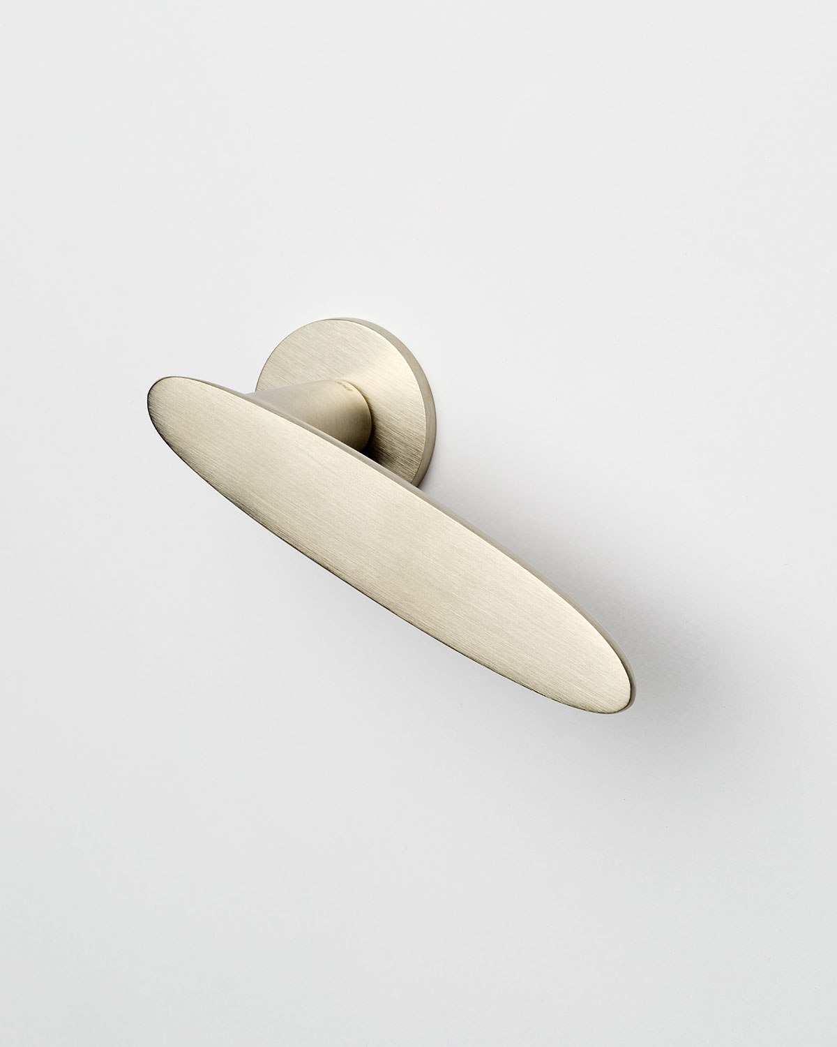 img_landing-salone25_news25_ellipse