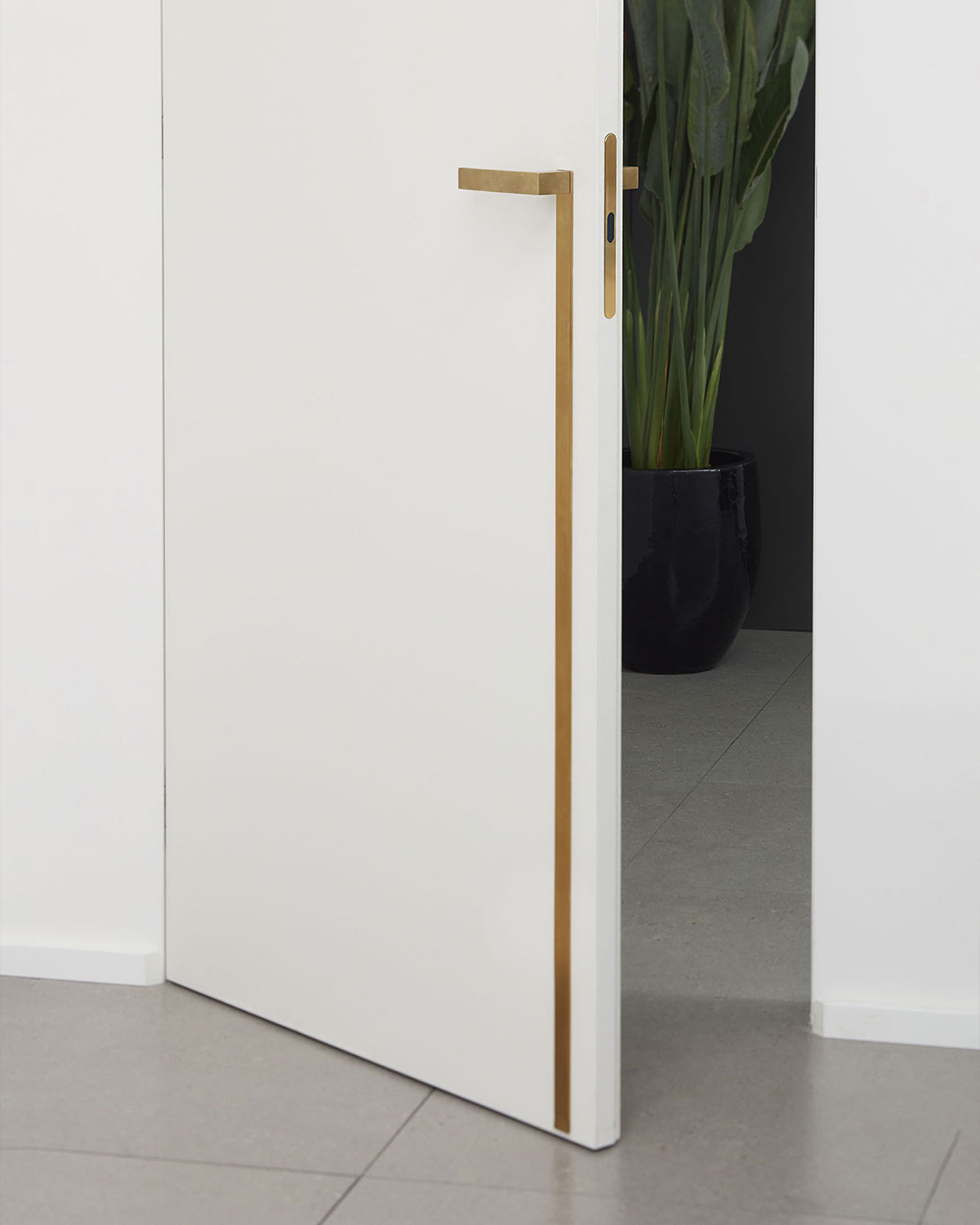 img_landing-salone25_total-look_11